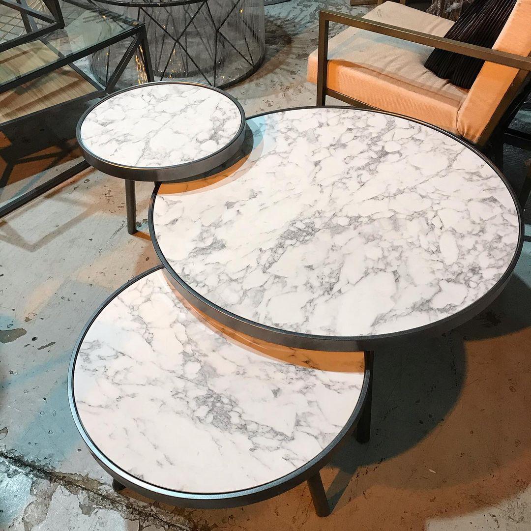 Set of Nesting Marble Tables - Image 2