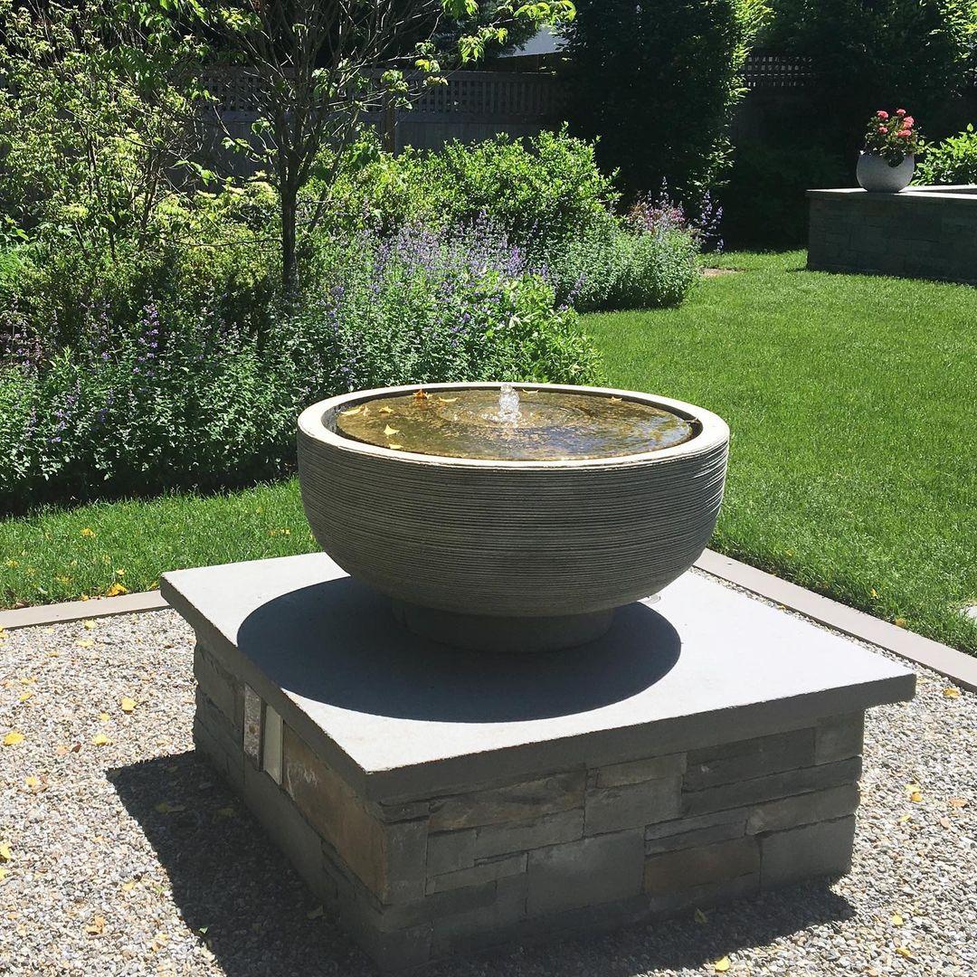 Sandstone Bowl Garden Fountain