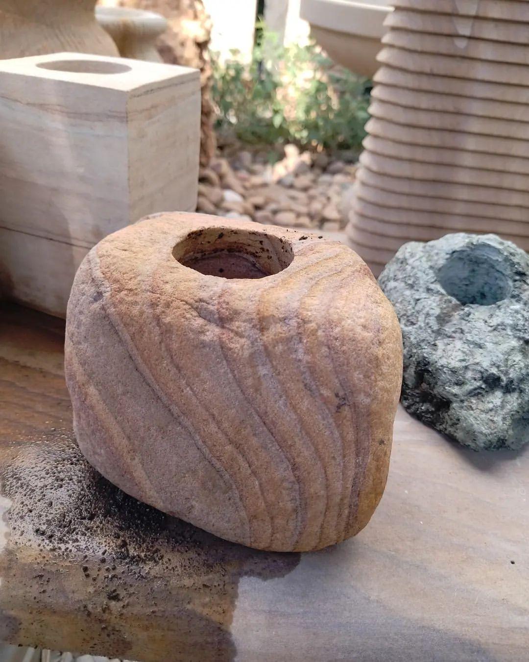 Striped Boulder Sandstone Planter
