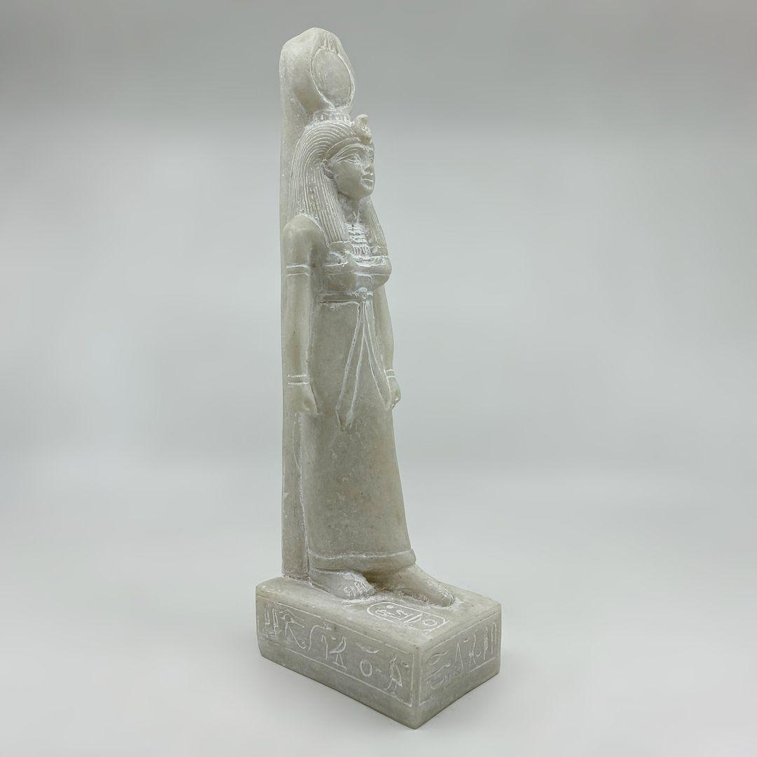 White Marble Egyptian Sculpture - Image 2