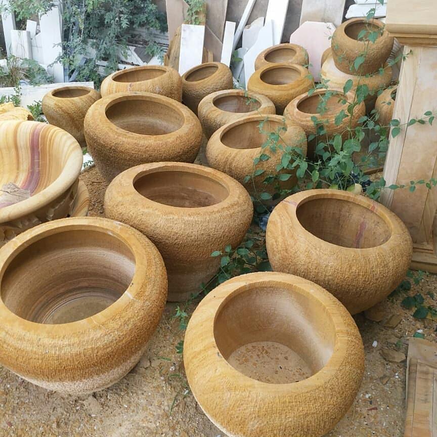 Round Sandstone Planters
