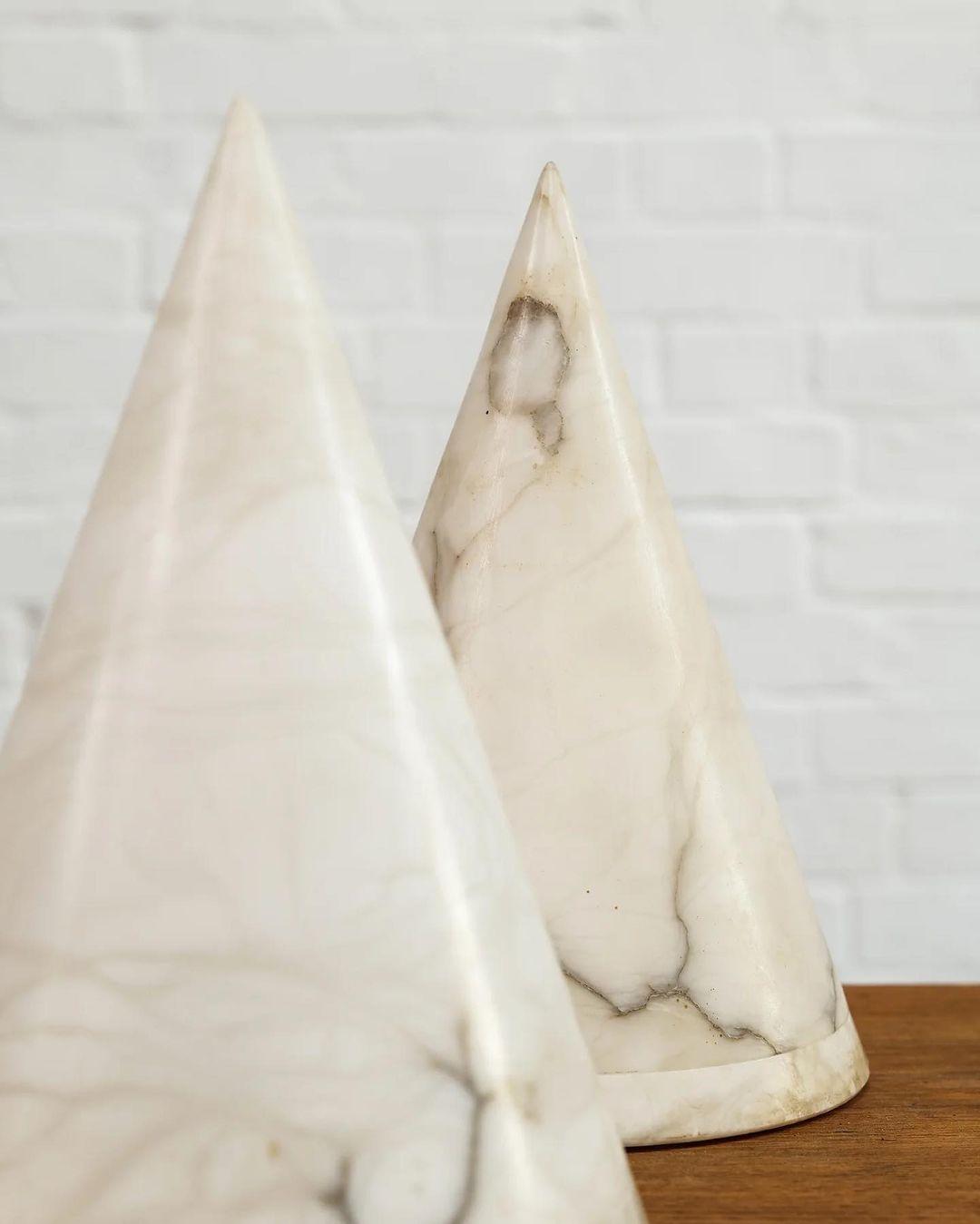 White Marble Cone Lamp - Image 4