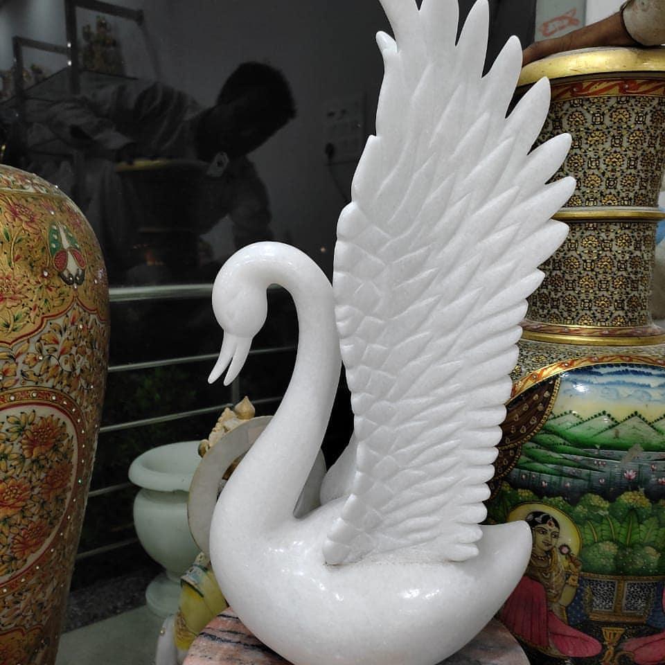White Marble Swan Sculpture