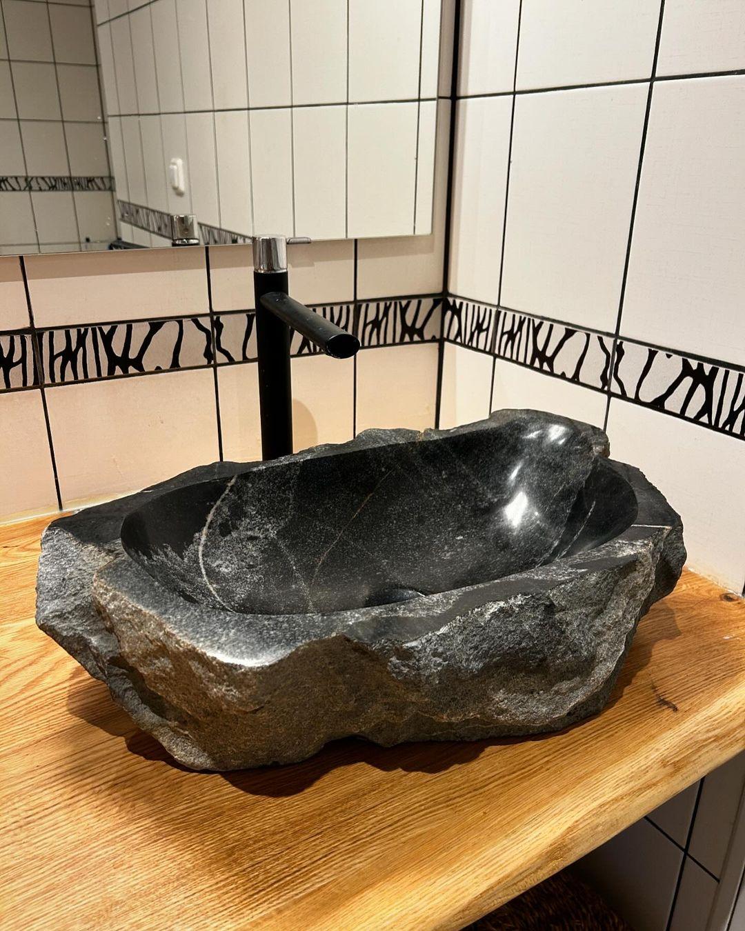 Beslana Stone Washbasin