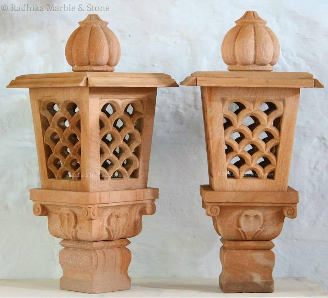 Sandstone Lantern Set