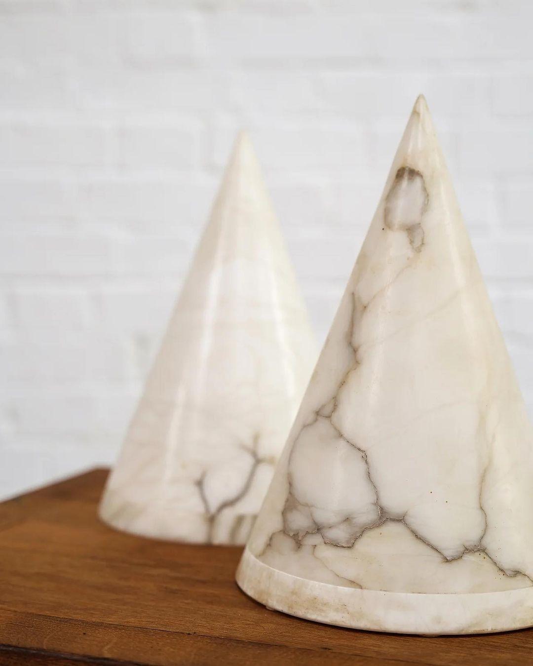 White Marble Cone Lamp - Image 3